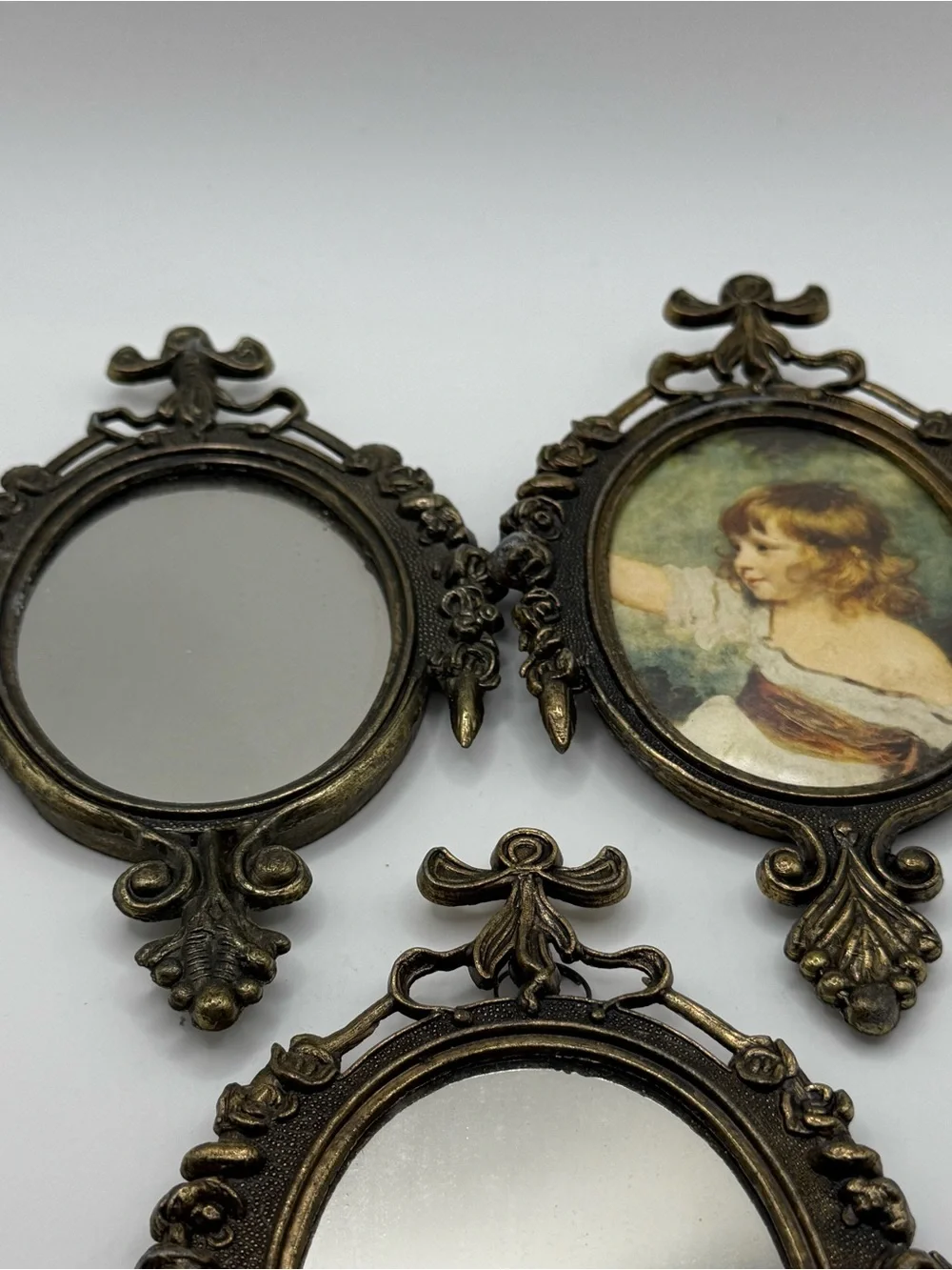 Made in Italy Antique-Style Bronze Oval Wall Mirror